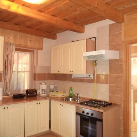Kinga House 4*