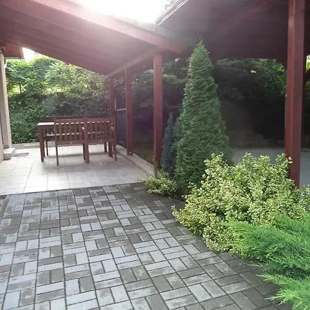게스트하우스 Kinga House 케츨리