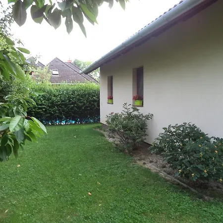 Kinga House